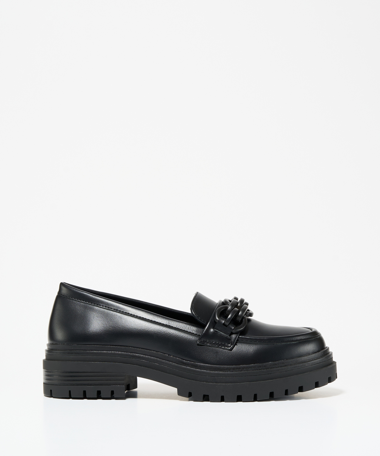 Mocassins detalhe corrente image number null